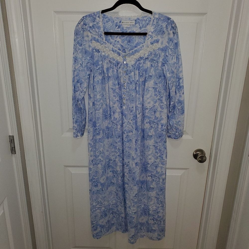 EILEEN WEST BLUE WHITE FLORAL & LACE COTTON LONG SLEEVE NIGHT GOWN SIZE SMALL
